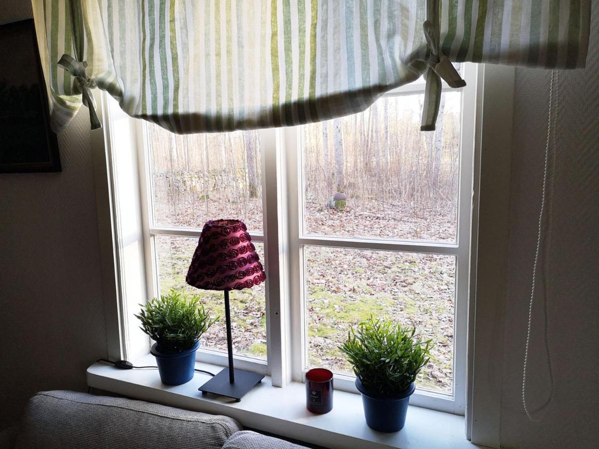 Mysig Stuga Med Oeppen Spis Och Uteplats Fröseke Dış mekan fotoğraf