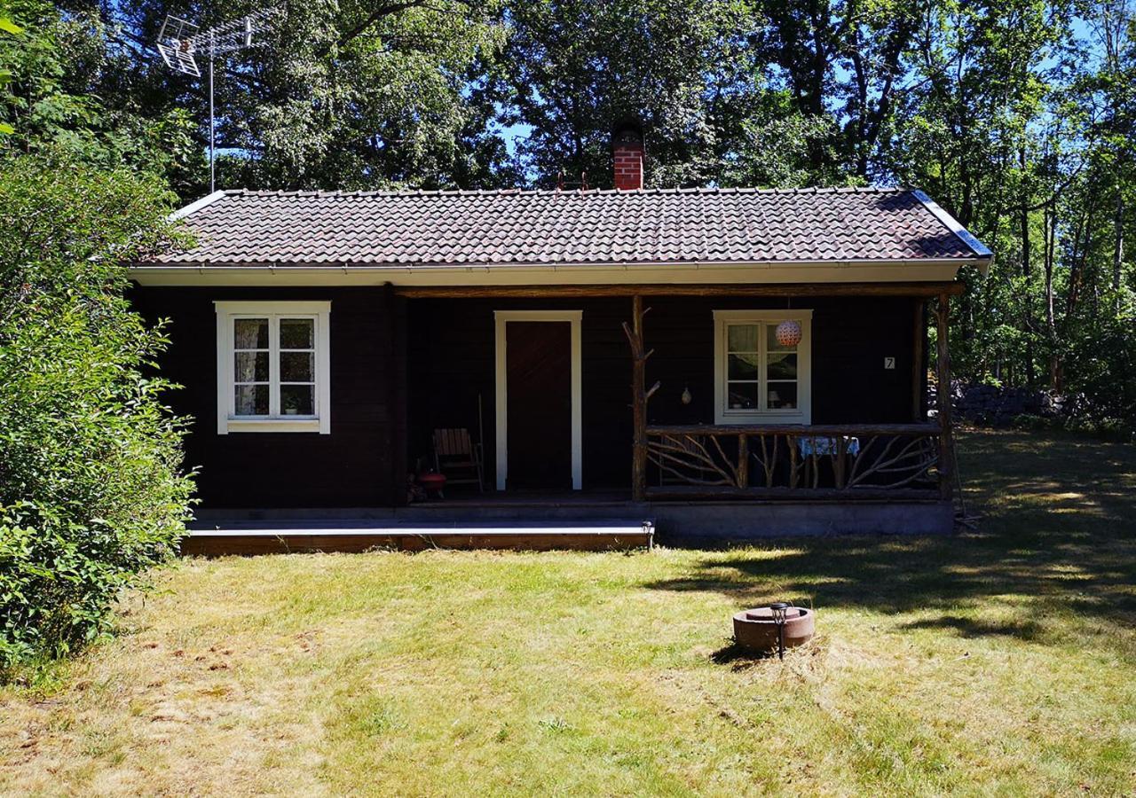 Mysig Stuga Med Oeppen Spis Och Uteplats Fröseke Dış mekan fotoğraf